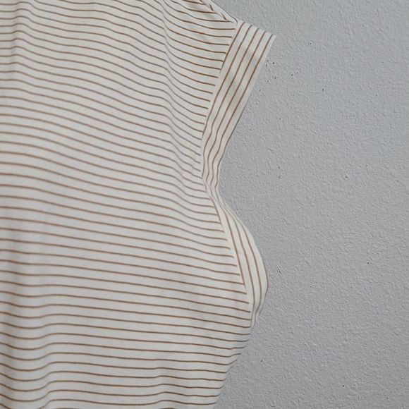 A NEW DAY DRESS - Picture 4 of 11